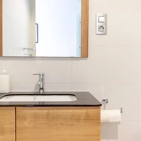 بيت ضيافة Cruces Metro باراكالدو