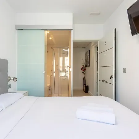 بيت ضيافة Cruces Metro باراكالدو